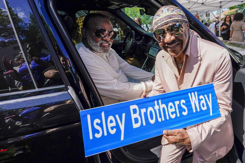 Streets renamed for Isley Brothers in 2 New Jersey towns