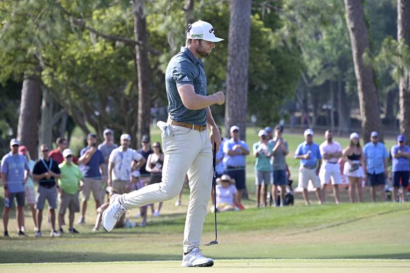 Burns pulls away at Innisbrook and claims first PGA title