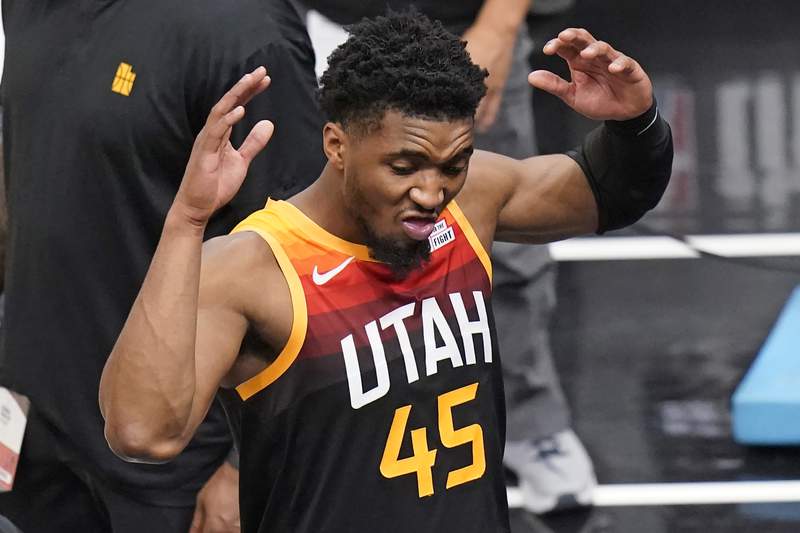 Conley, Mitchell in lineup with Jazz facing elimination