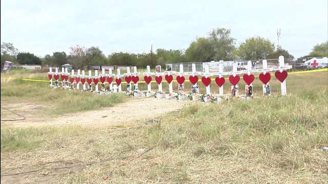 Strangers erect memorials for Texas church shooting victims
