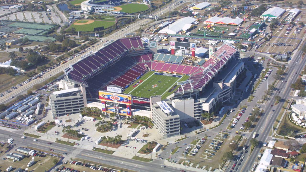 This marks the fifth time Tampa will host a Super Bowl. What happened the previous years?