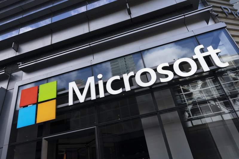Microsoft exec: Targeting of Americans' records 'routine'