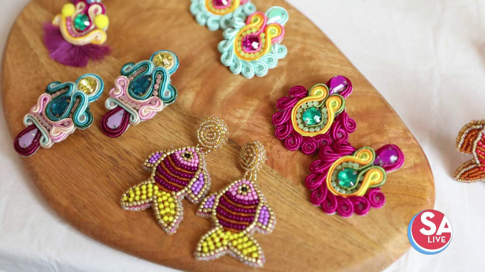Local business celebrates Colombian culture through artisan jewelry