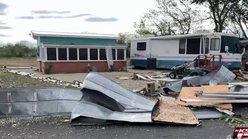 Heavy rainfall, high winds and large hail devastate Hondo mobile home community
