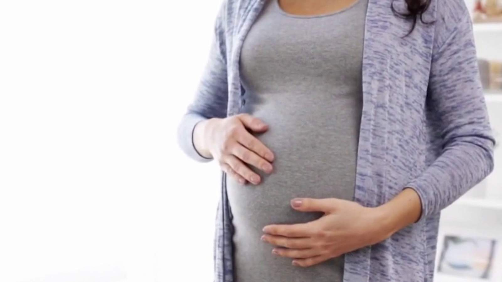 San Antonio doctor explains if pregnant women should receive COVID-19 vaccine