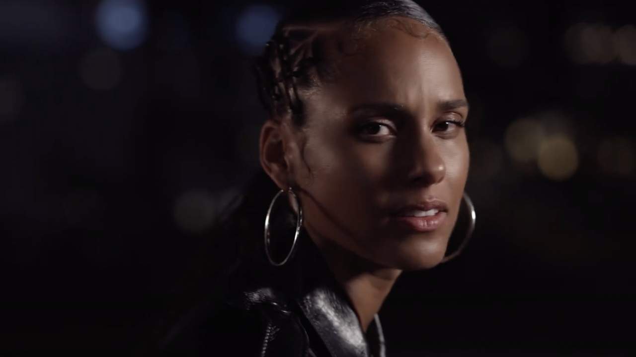 Alicia Keys' Moving Performance of 'Perfect Way to Die' at 2020 BET Awards Has Fans in Tears