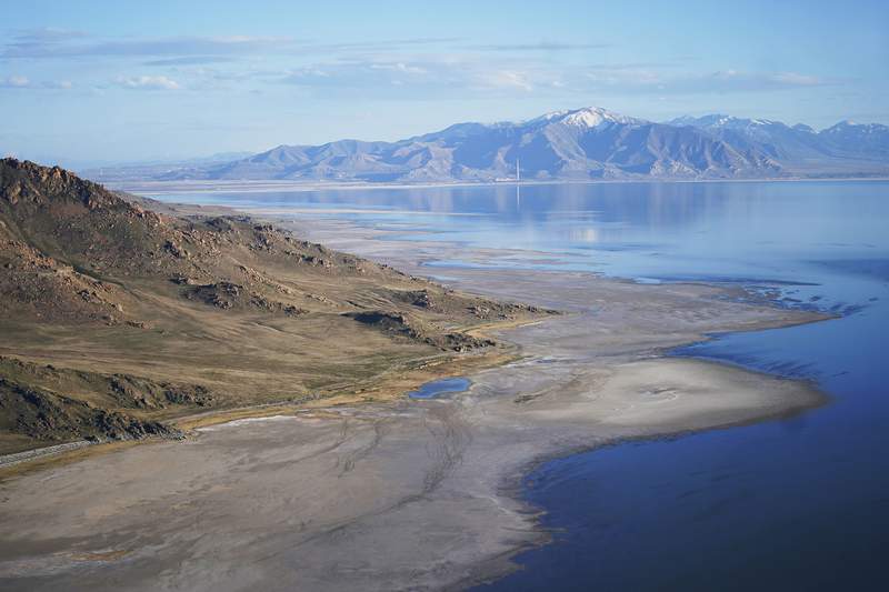 Water levels at Great Salt Lake drop to historic low