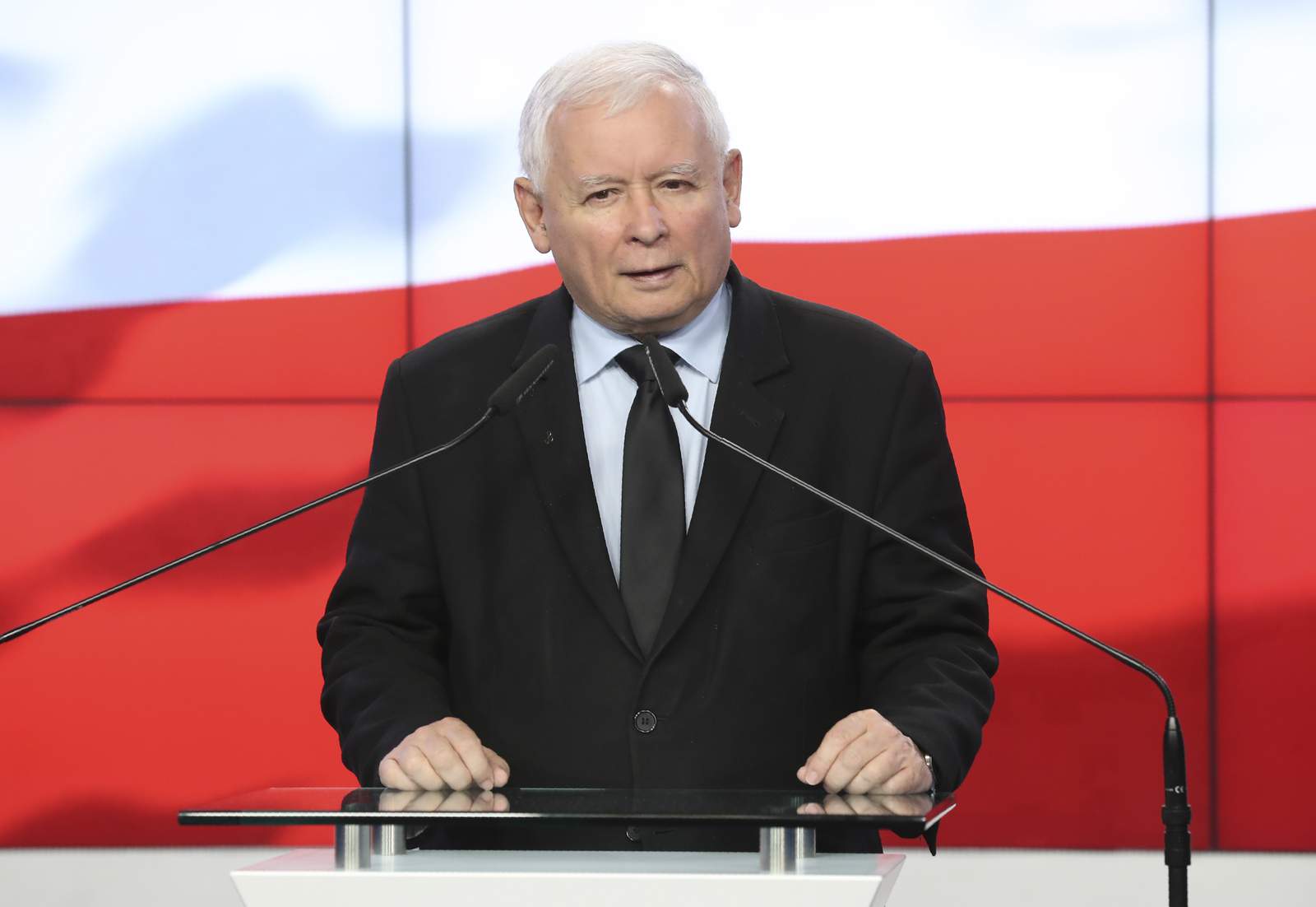 Kaczynski joins new Polish Cabinet as deputy prime minister