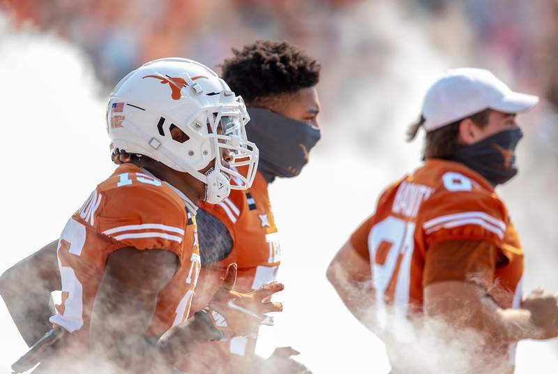 Different feel for Texas going into Big 12 road game at TCU