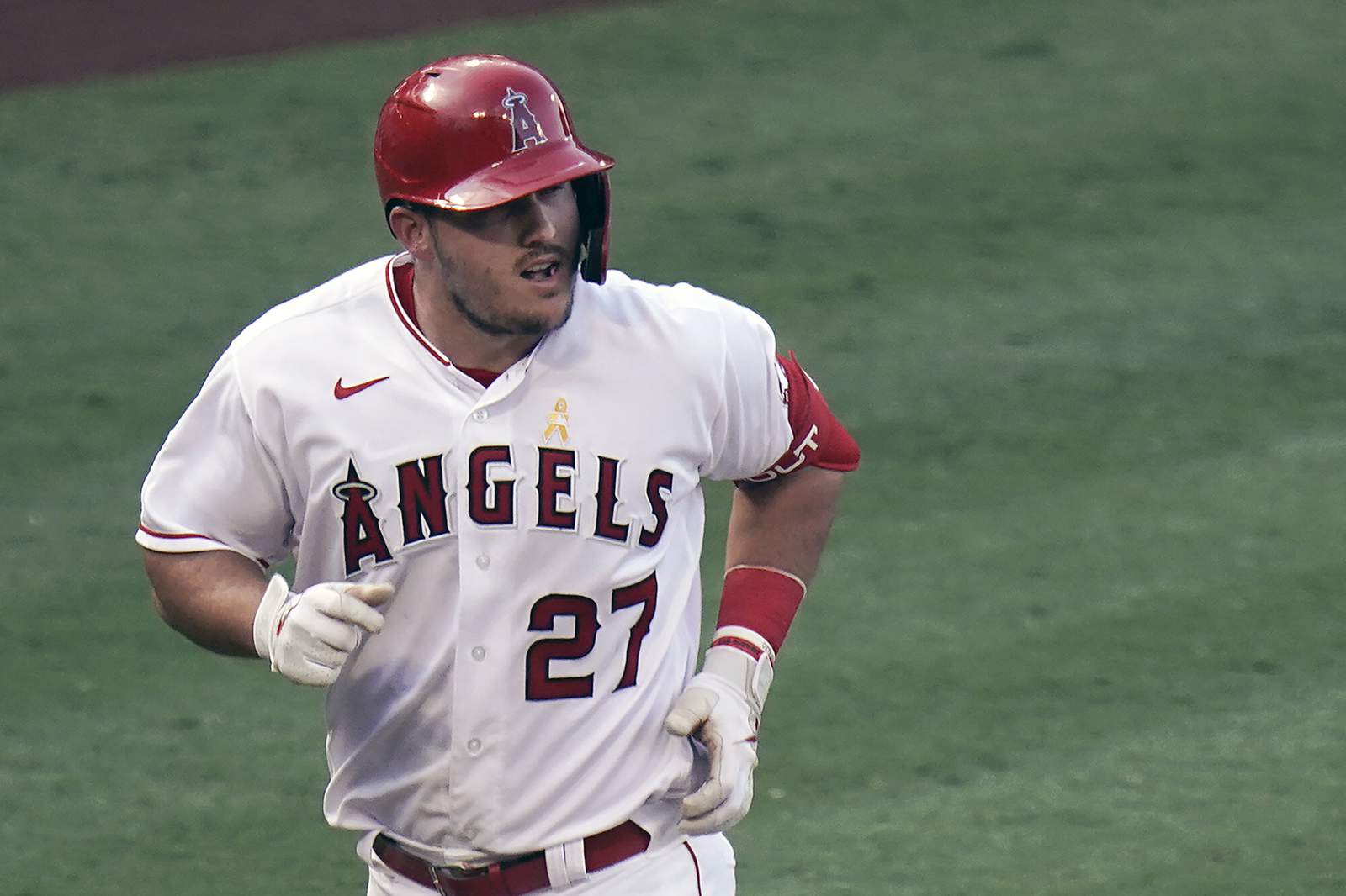 Angels' Mike Trout hears his playoff clock ticking