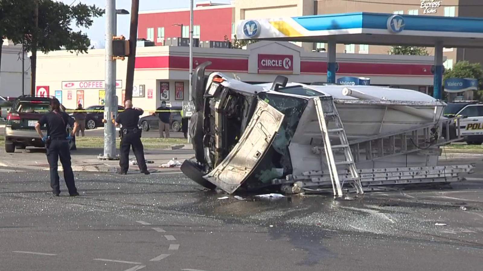 SAPD: Driver who ran 2 red lights, crashed into van had drugs in car, smelled of intoxicants