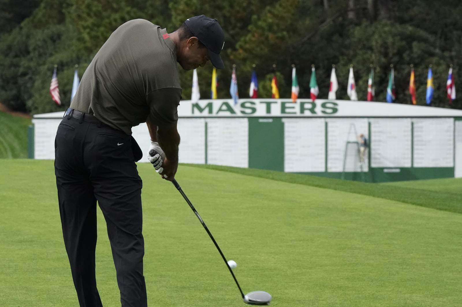 Fast start: Tiger bucks his Masters history with opening 68