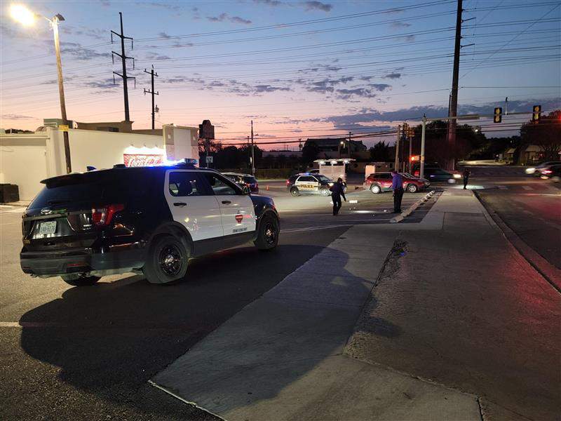 SAPD investigating after 2 people shot outside NW Side restaurant