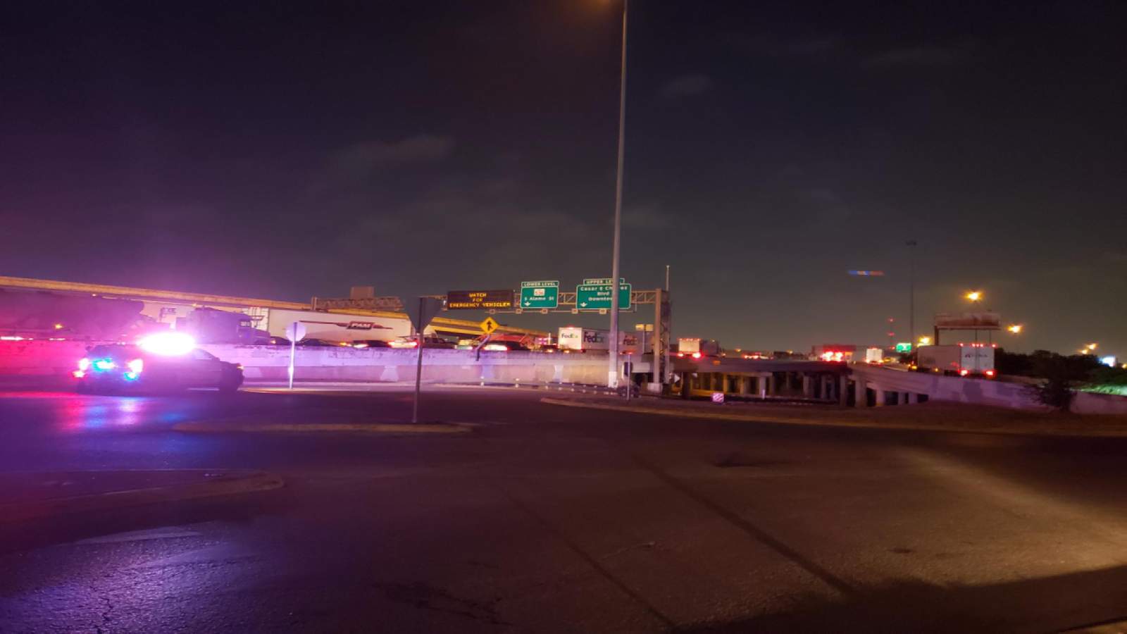 2 lanes of I-35 reopen after 18-wheeler rollover near Laredo Street