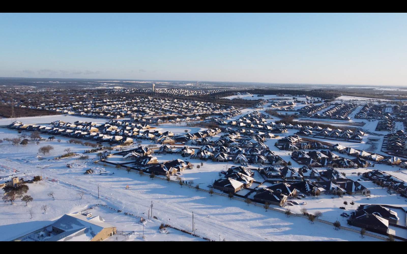 Aerial images show winter wonderland in San Antonio, surrounding areas after snowfall