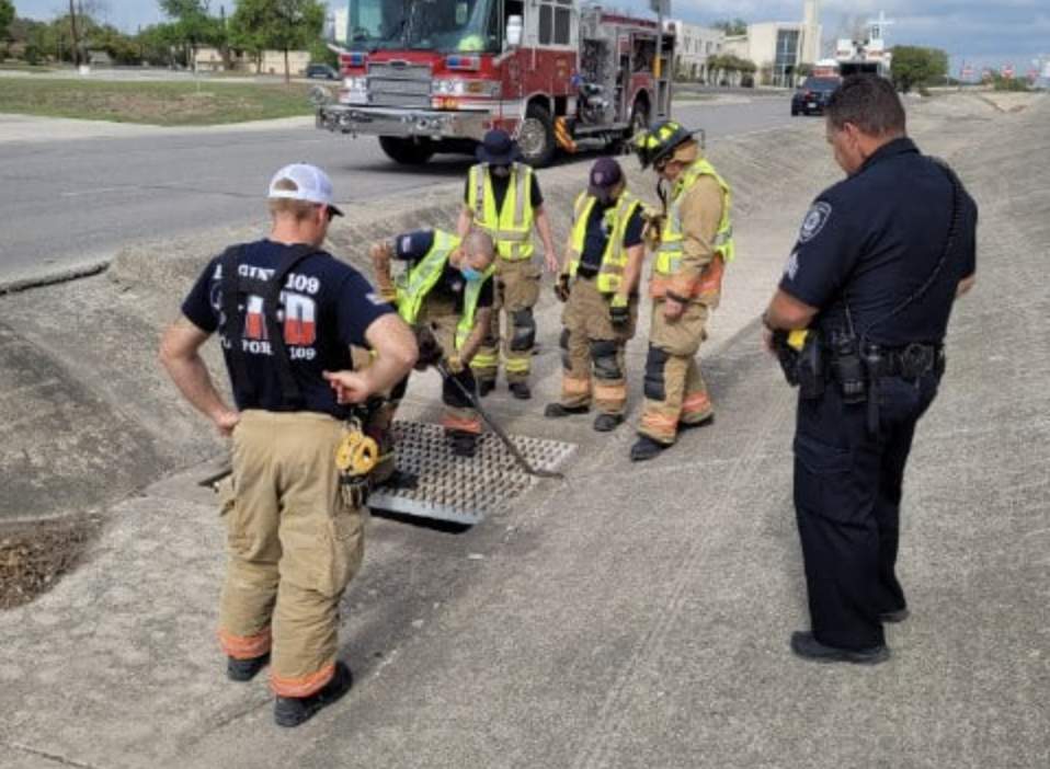Man stuck in drainage tunnel for 17 hours rescued by Castle Hills police