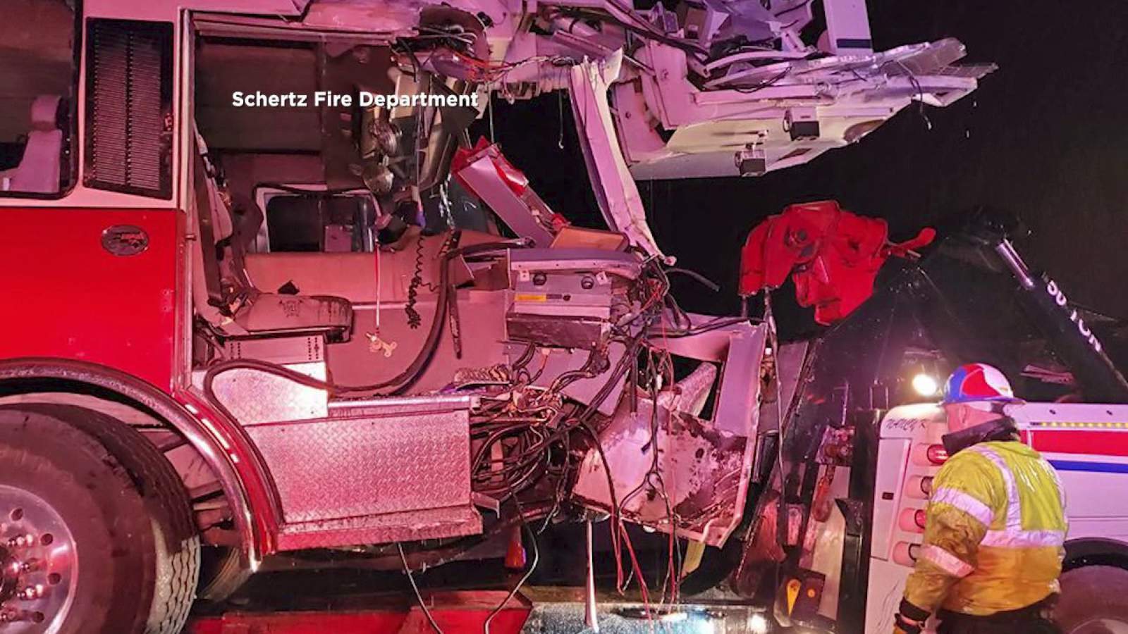 Big rig driver ‘in a hurry’ slams into Schertz fire truck