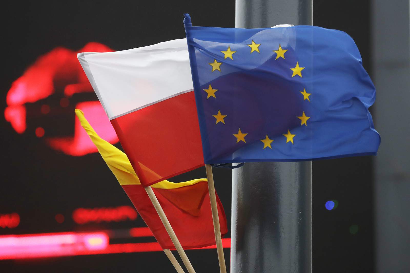 Poles voice fears of 'Polexit' as govt defies EU over budget