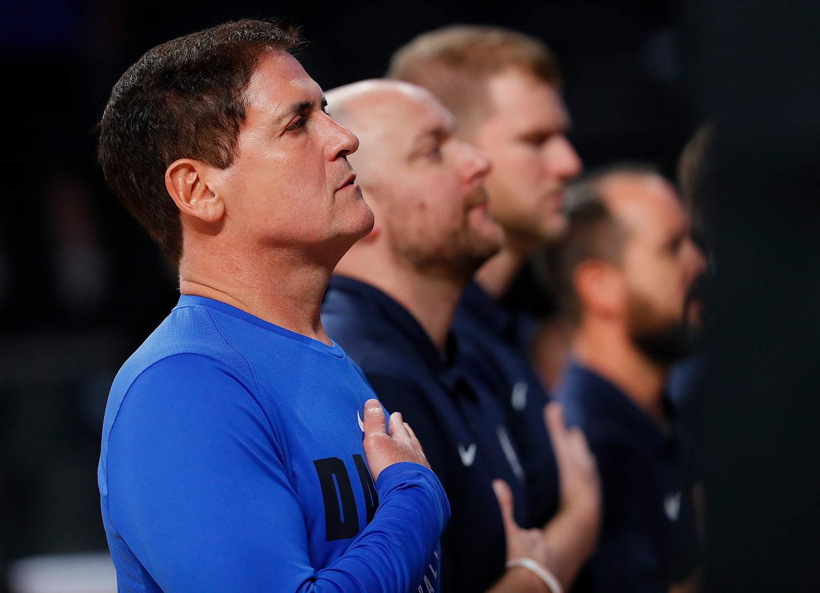 NBA requires teams to play national anthem after Mark Cuban decided not to play song before Mavs games