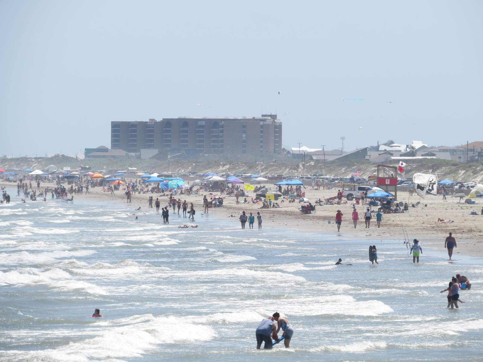 Going to the beach this weekend? Scope out the crowds early with these live videos