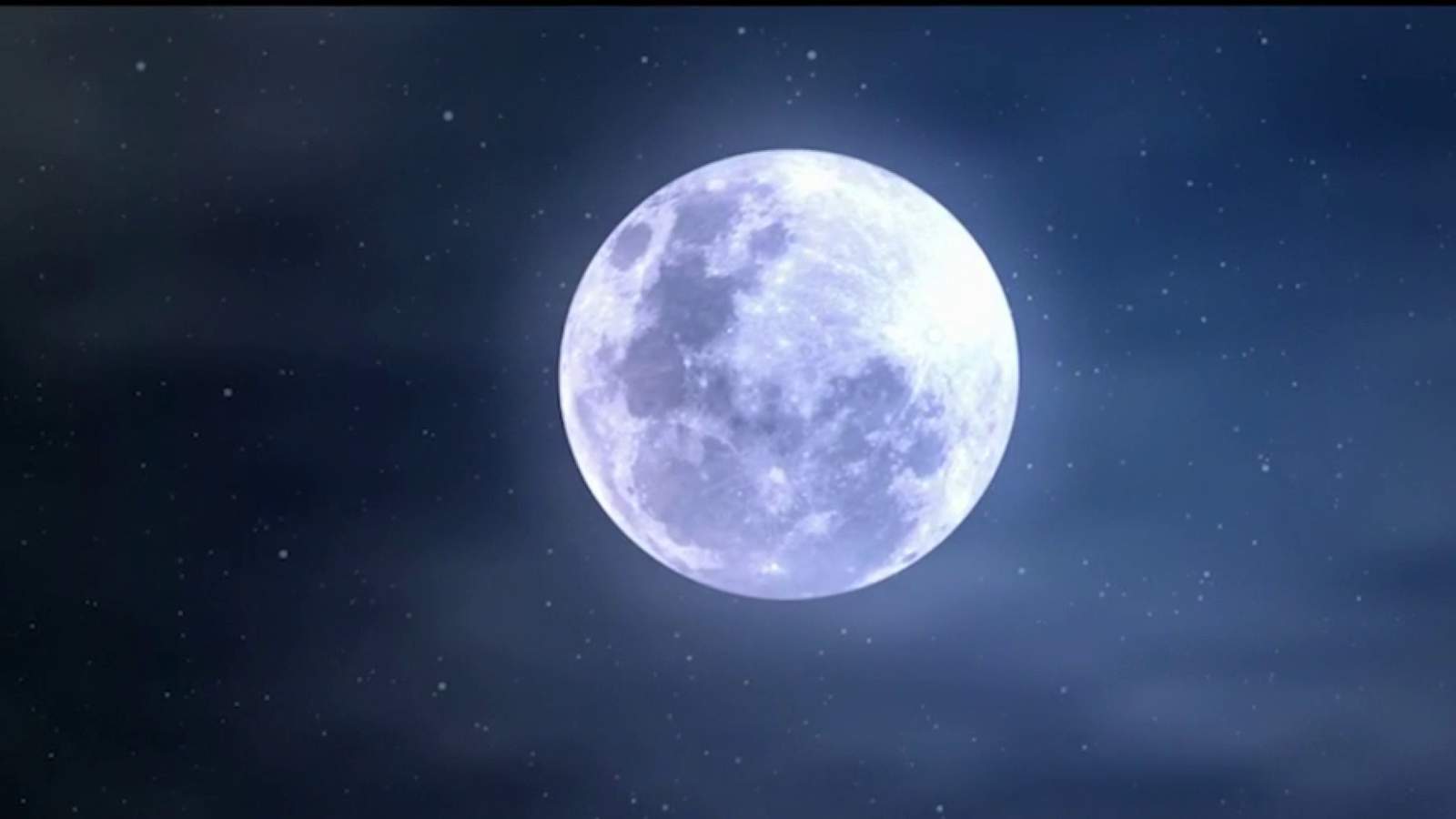 Does a ‘blue moon’ actually exist?