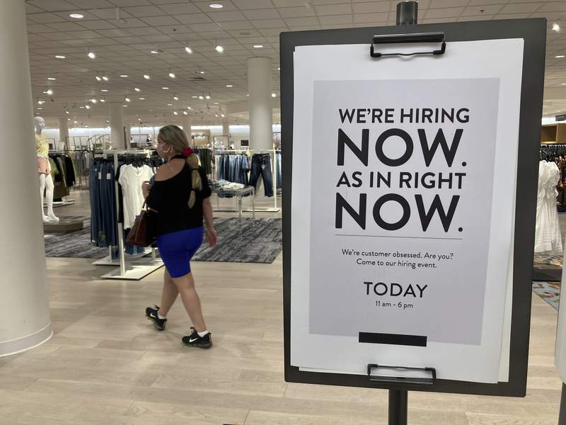 US unemployment claims fall to 376,000, sixth straight drop