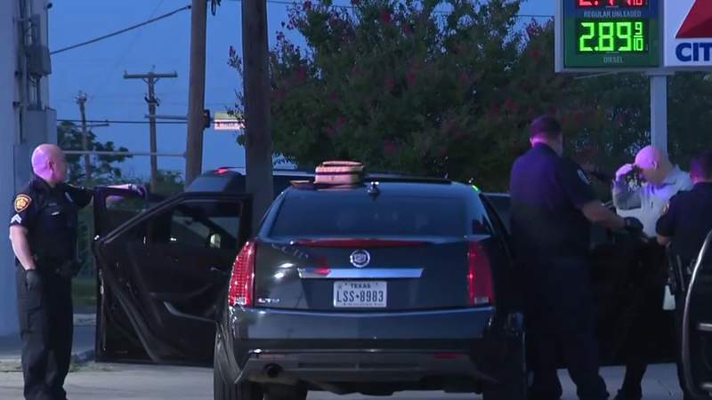 Man injured in apparent road rage shooting on East Side, San Antonio police say