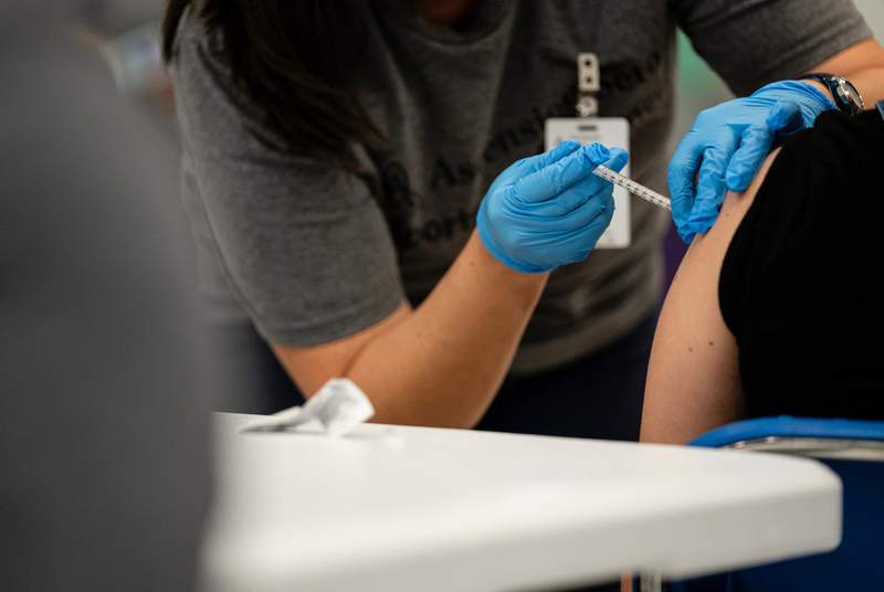 Texas lawmakers supported a statewide vaccine mandate a decade ago. Now skepticism abounds about the COVID-19 vaccine.