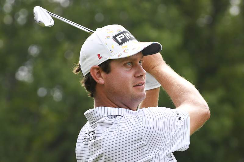 Harris English maintains 2-stroke lead at TPC Southwind