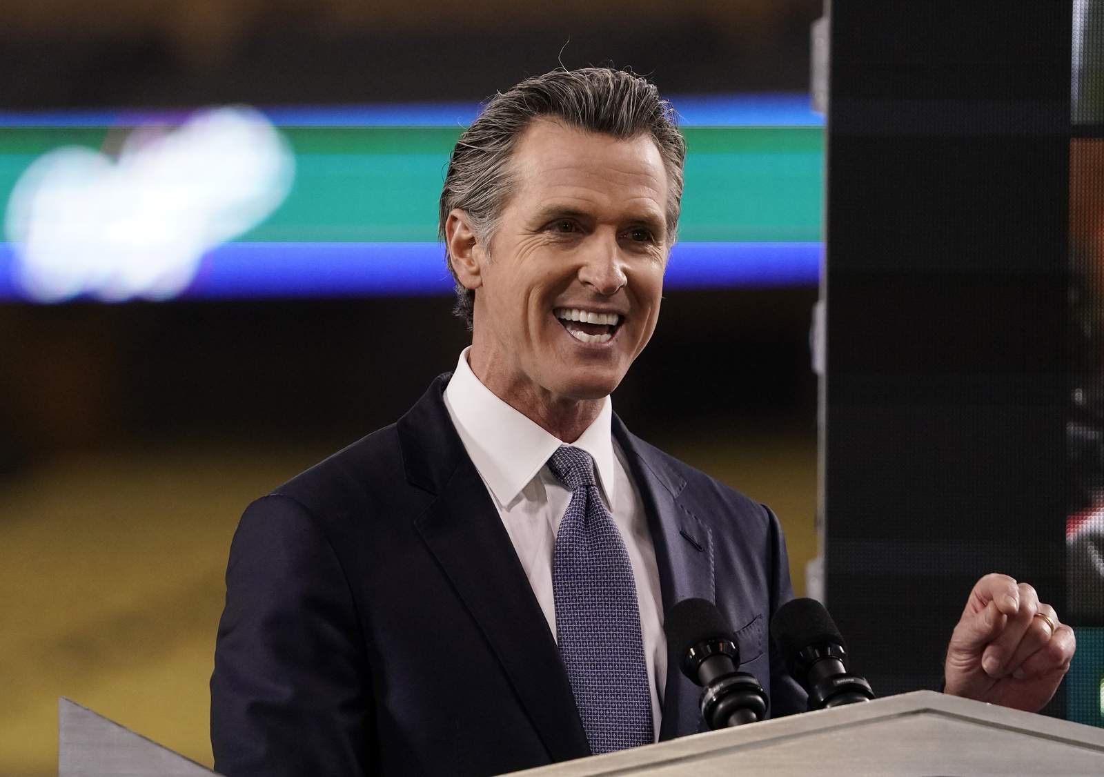 California governor launches campaign against likely recall
