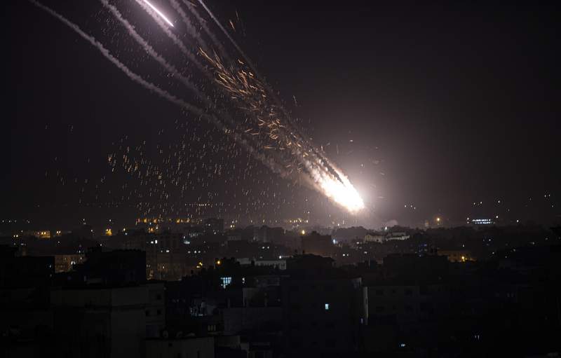 Gaza militants, Israel trade new rocket fire and airstrikes