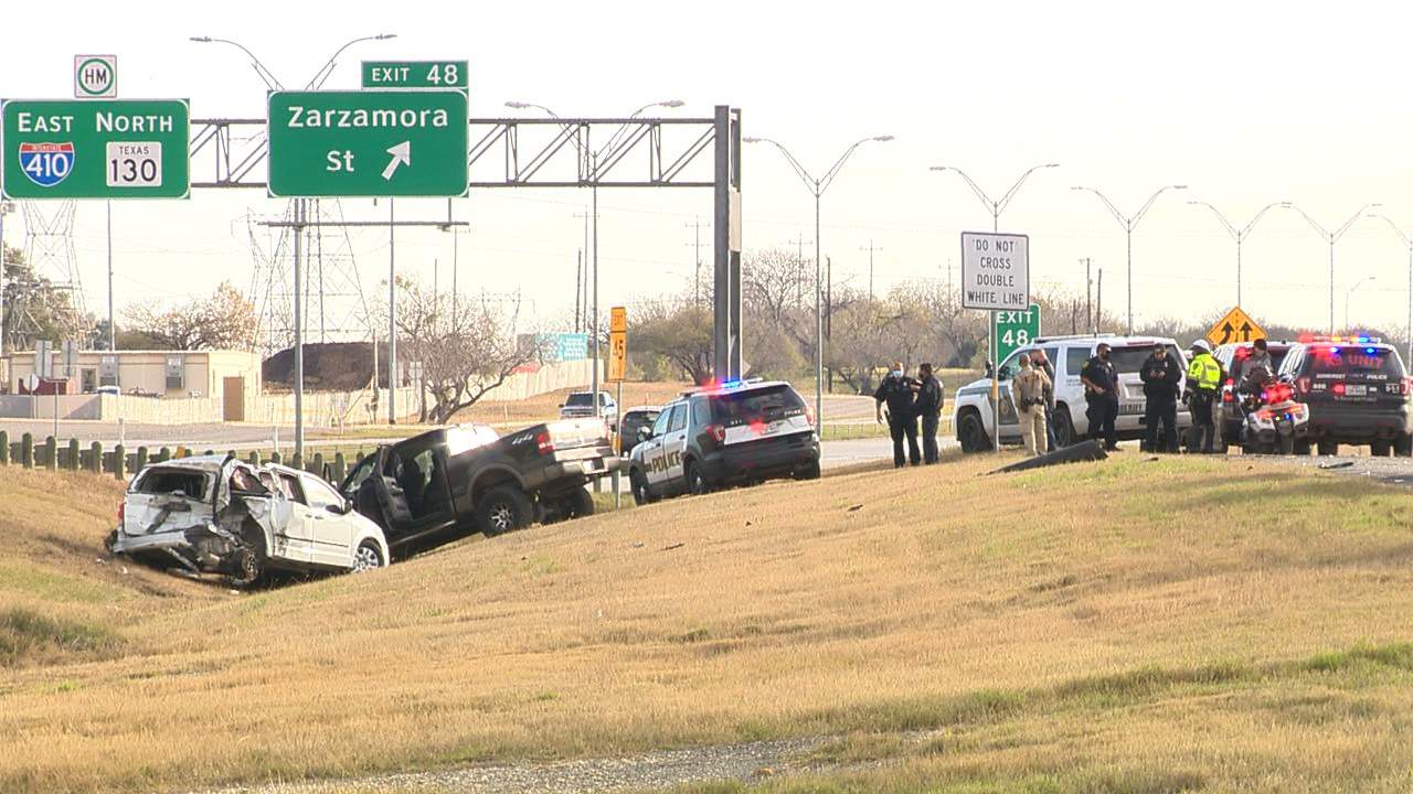 Driver in custody after vehicle chase, crash on San Antonio’s South Side, BCSO says