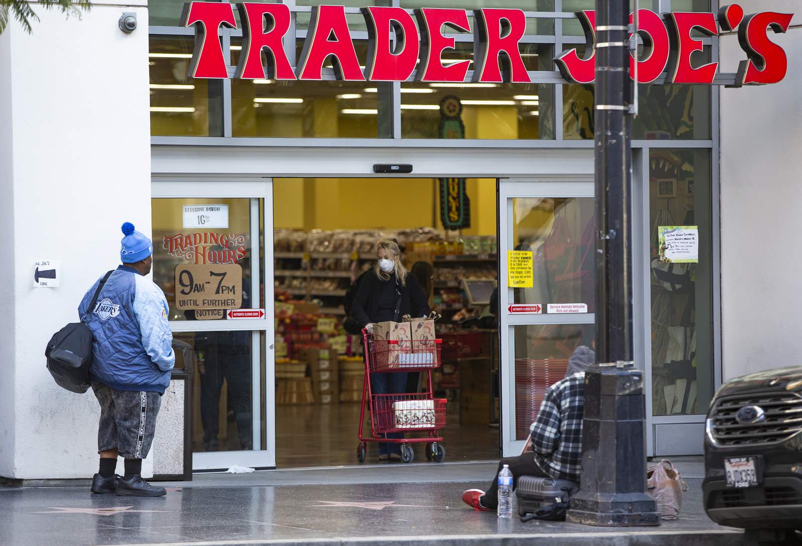 Trader Joes extends store hours at all nationwide locations, beginning Monday