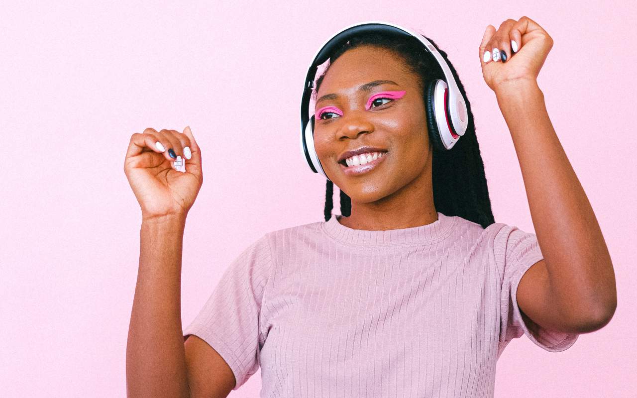 5 dance trends that are taking over TikTok in 2021