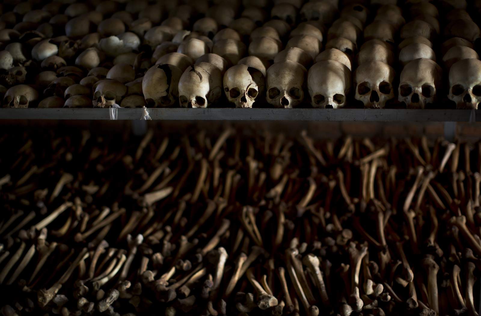 Rwandan genocide suspect seeks transfer to The Hague