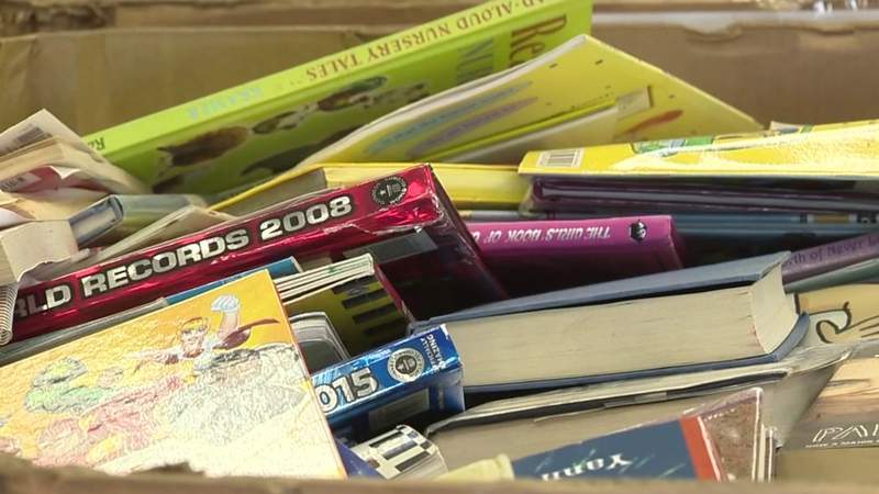 Volunteers needed to sort through thousands of books for SAISD program