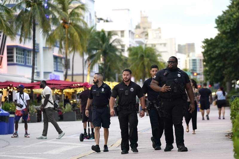 Party crowds spark effort to turn down volume in South Beach