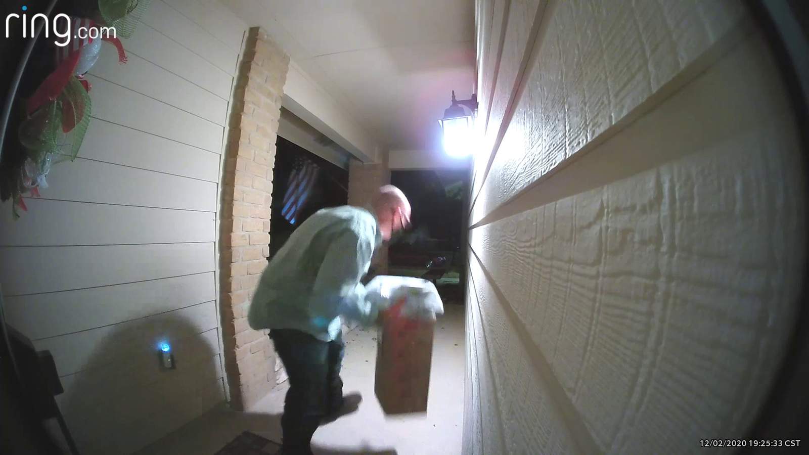 Alleged porch pirate caught on video stealing packages in Live Oak