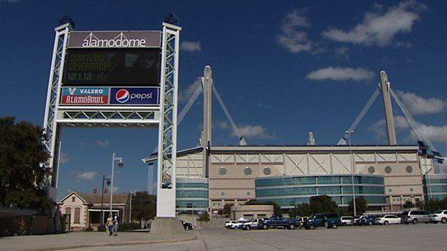 10,000 COVID-19 vaccine appointments will open in the Alamodome on Monday night, officials say