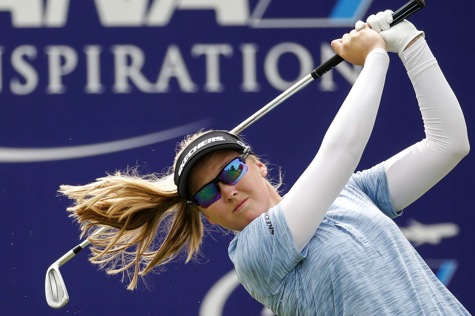 Henderson charges into a share of lead at ANA Inspiration