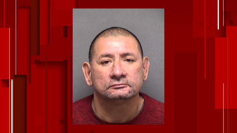 Affidavit: Man arrested after chasing wife with sledgehammer, threatening to kill her