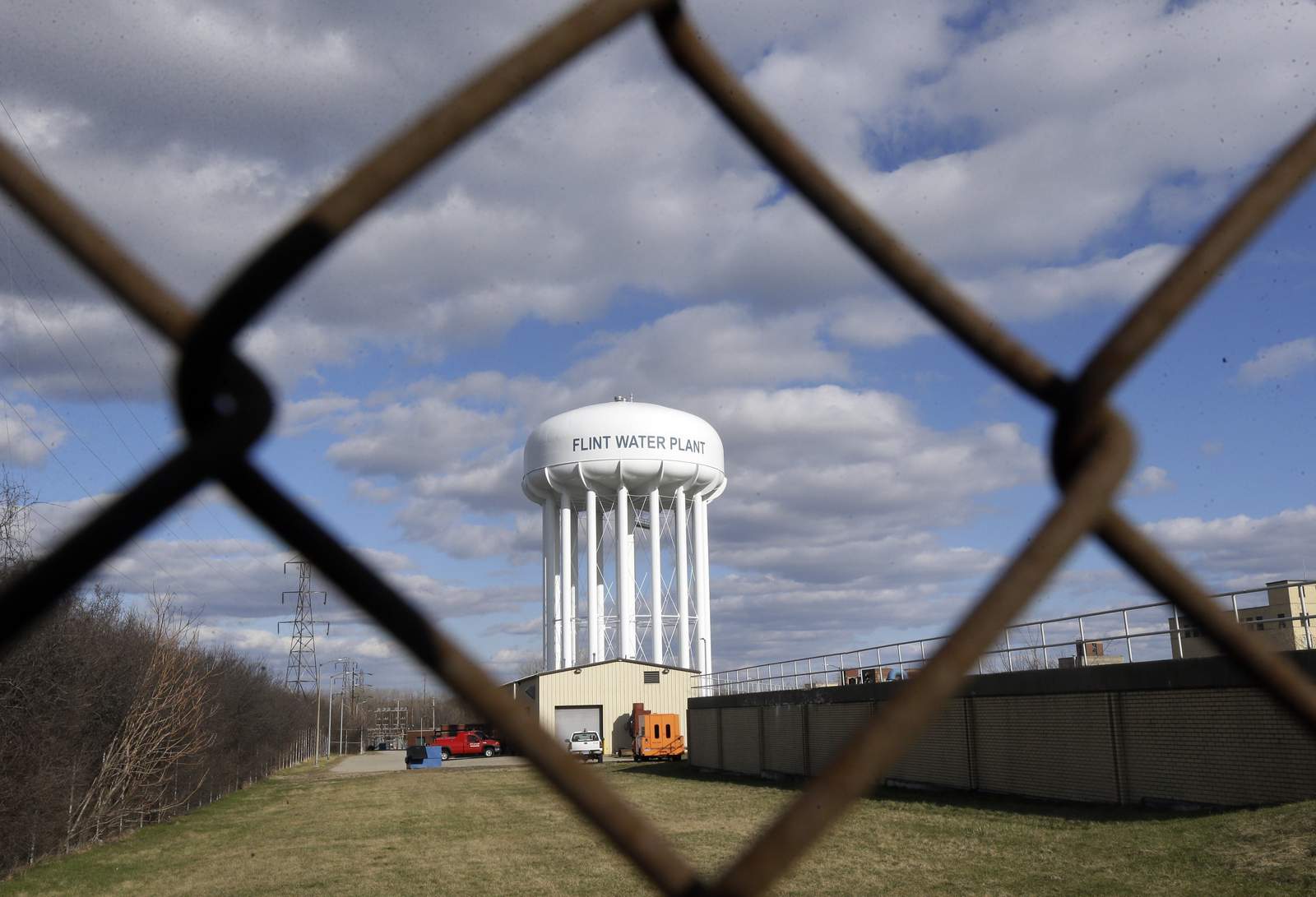 Flint joins $641M deal to settle lawsuits over lead in water