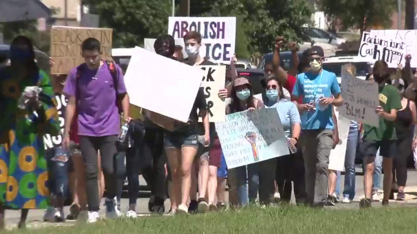 Protesters march in honor of former Taft HS student seriously hurt in Austin demonstration