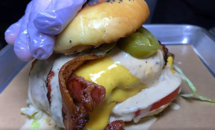 Burger beef: Two San Antonio restaurants in legal fight over use of ‘juicy’
