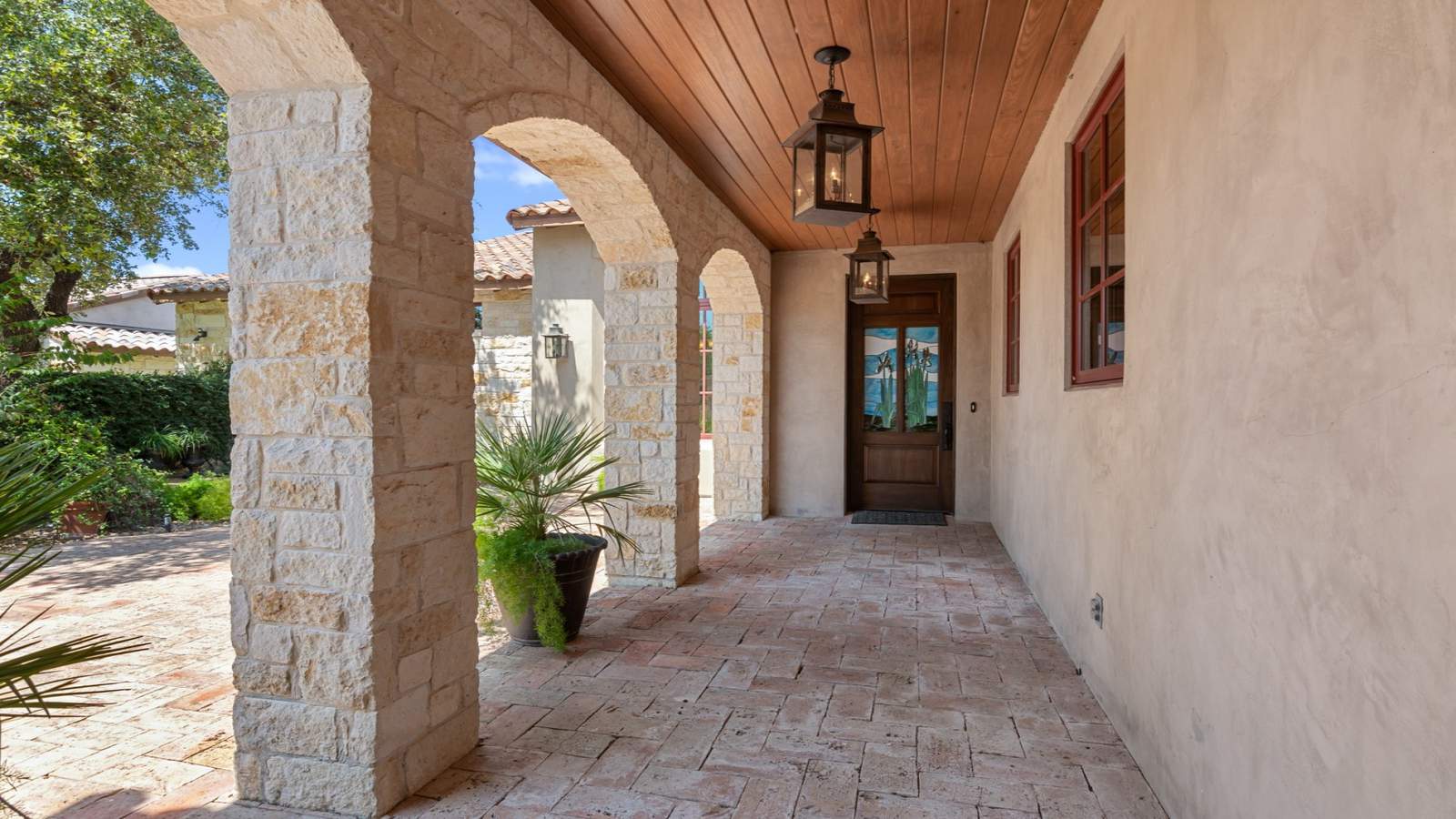 Video shows inside of $1.18 million Tuscan style home in Cordillera Ranch