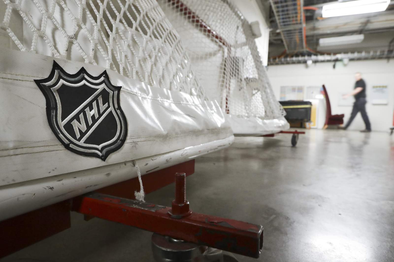 AP source: NHL eyes division play only; Sharks to Arizona