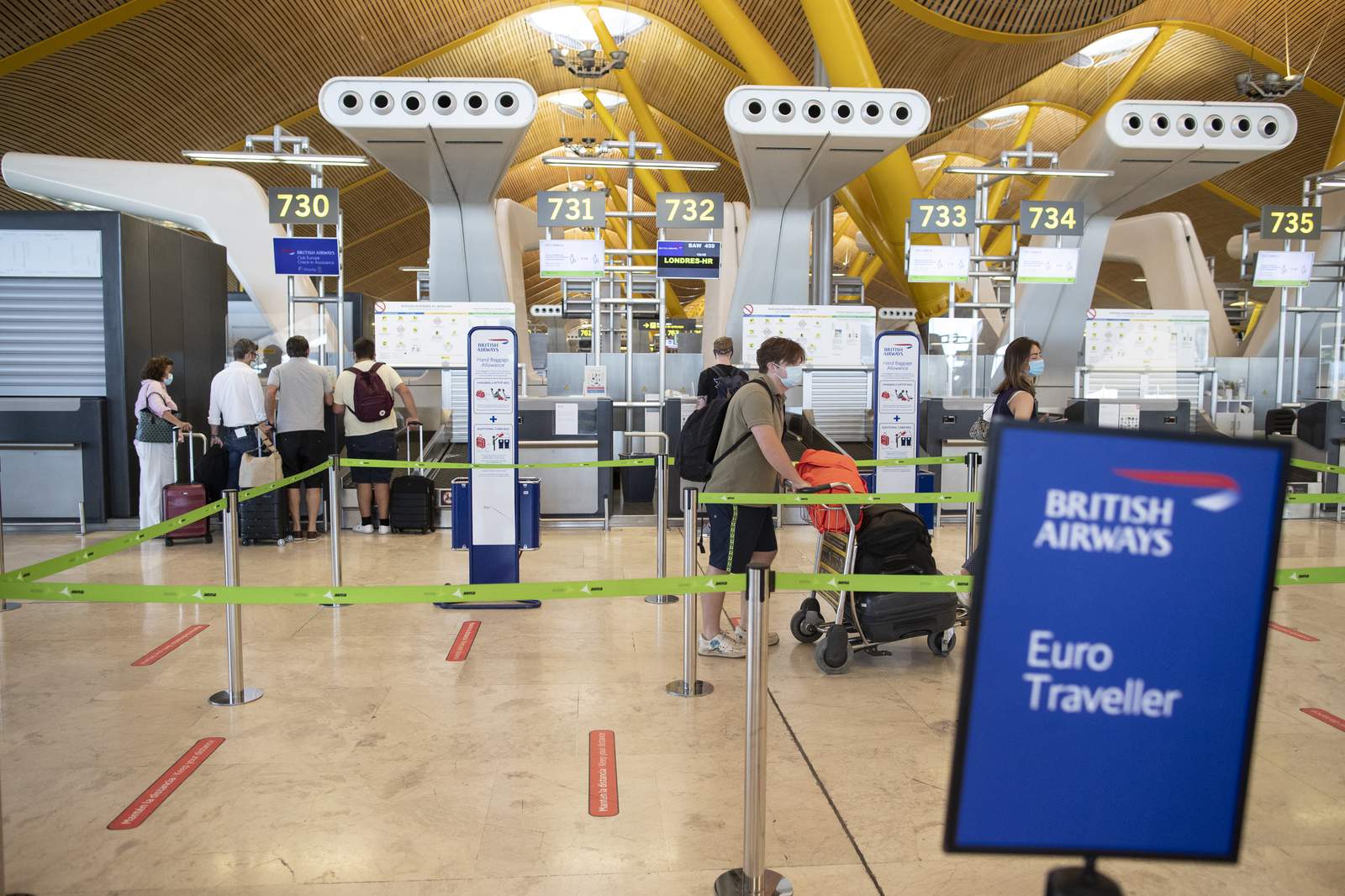 British Airways owner books loss as pandemic stalls travel