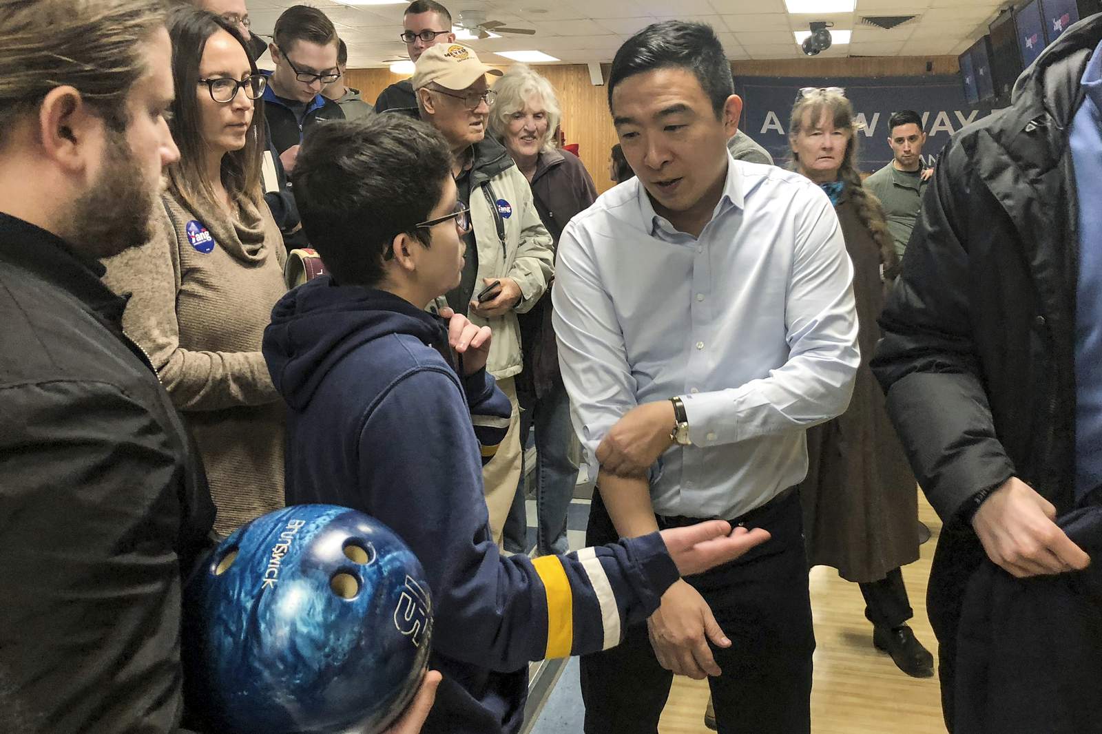 Andrew Yang won the internet, but can he win a 2020 caucus?