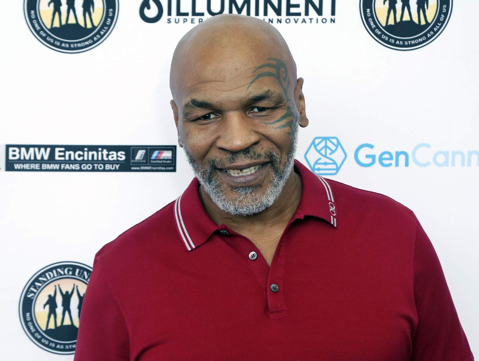 Mike Tyson, Roy Jones promise a fight in "exhibition" return