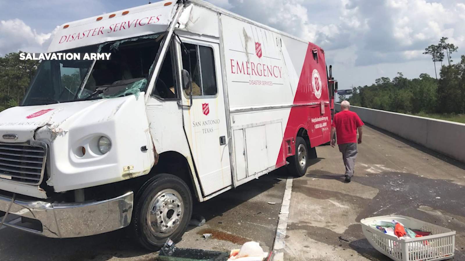 Salvation Army canteen truck from San Antonio crashes on way to help Hurricane Laura victims